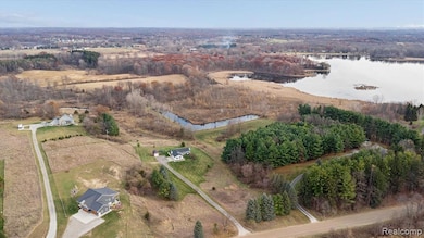 4121 Cedar Lake Rd, Howell, MI 48843 - photo 2