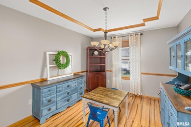 2309 W 61st St, Davenport, IA 52806 - photo 6