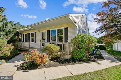 304 Crestview Ct, Westminster, MD 21158 - photo 4