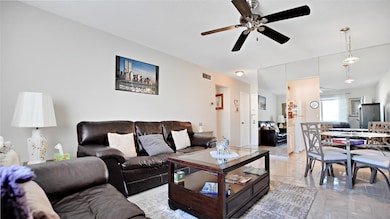 6263 NE 19th Ave unit 923, Fort Lauderdale, FL 33308 - photo 4