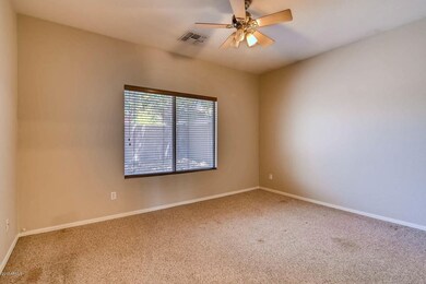 6323 S Kimberlee Way Chandler-large-007-