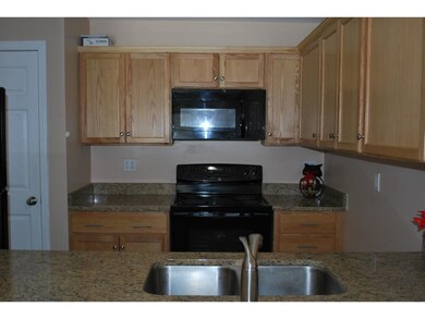 5 Washington St unit 1, Goffstown, NH 03045 - photo 4