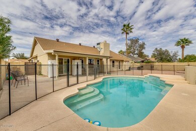705 W. Cheyenne Drive