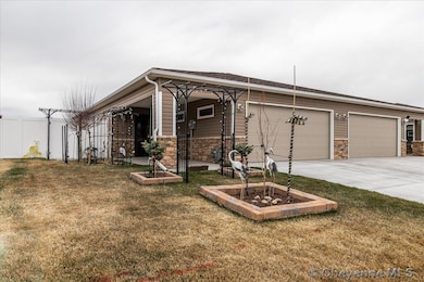 4006 Bradney Ave, Cheyenne, WY 82001 - photo 2
