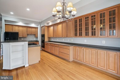 16438 Steerage Cir, Woodbridge, VA 22191 - photo 6