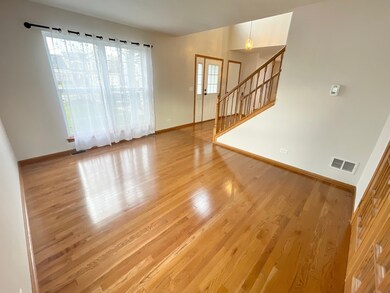 1814 Van Dyke Ln unit 1, Carpentersville, IL 60110 - photo 2