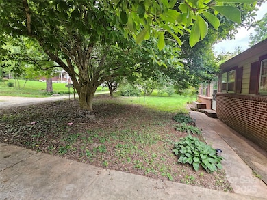 573 Uptons Landing Rd unit 79, Marion, NC 28752 - photo 5