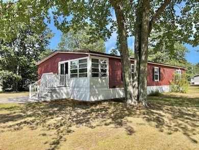 10 Pinecone Dr, Alfred, ME 04002 - photo 2