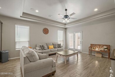 13716 Olney Ave, Horizon City, TX 79928 - photo 6