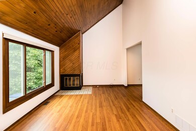 6358 Chippenhook Ct-02