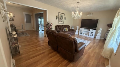 1909 S Nettleton Ave, Springfield, MO 65807 - photo 3