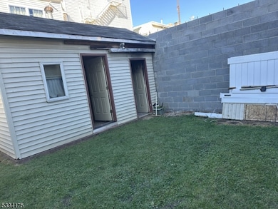 31 Read St, Newark, NJ 07105 - photo 7