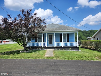 51 McCoole Ave, Paw Paw, WV 25434 - photo 2