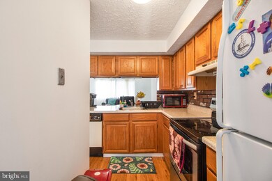 9214 Redbridge Ct, Laurel, MD 20723 - photo 6