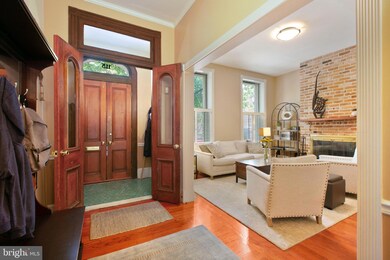 115 W Barre St, Baltimore, MD 21201 - photo 5