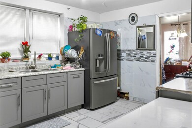 6334 N Mozart St, Chicago, IL 60659 - photo 5