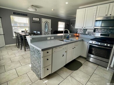 788 Lonnie Ln, Winnemucca, NV 89445 - photo 5