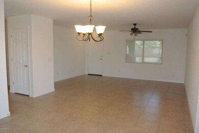 7946 W Clayton Dr, Phoenix, AZ 85033 - photo 5