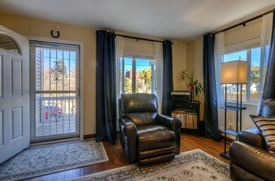 Livingroom-4