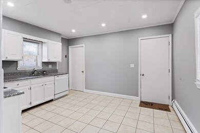 10 Richardson St unit 1, Wakefield, MA 01880 - photo 3