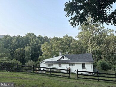 47 Chestnut Run Ln, Sperryville, VA 22740 - photo 3