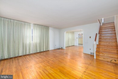 704 Humphreys Rd, Ardmore, PA 19003 - photo 2