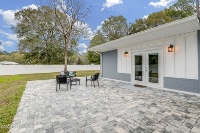 05 Patio