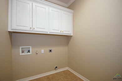 1904 Hollybranch Dr, Tyler, TX 75703 - photo 7