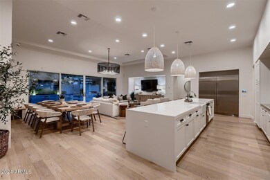 Kitchen/loving room