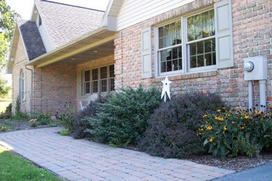 305 Blue Rocks Rd, Lenhartsville, PA 19534 - photo 4