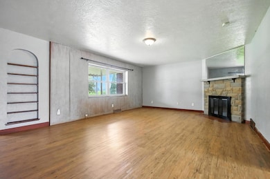 2855 Springfield Jamestown Rd, Springfield, OH 45505 - photo 2