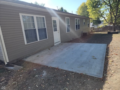 1157 Avenue D St, Greencastle, IN 46135 - photo 4