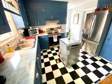 Brand new appliances convey!