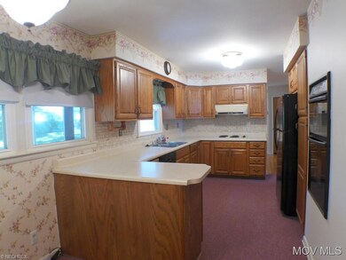 Kitchen/Breakfast Area