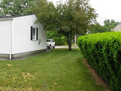 3 Sunrise Rd, Cranston, RI 02920 - photo 4