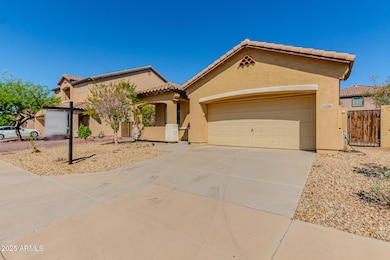 2536 W Gary Way, Phoenix, AZ 85041 - photo 2