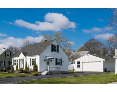129 Lewis Ave, Somerset, MA 02726 - photo 2