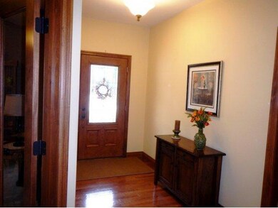 369 Woodside Ct, Batesville, IN 47006 - photo 6