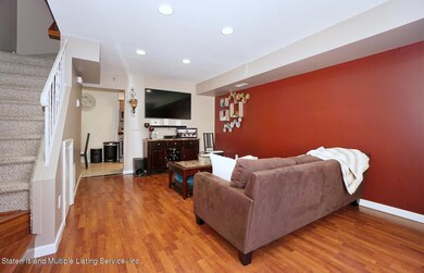 4211 Amboy Rd unit 1, Staten Island, NY 10308 - photo 3