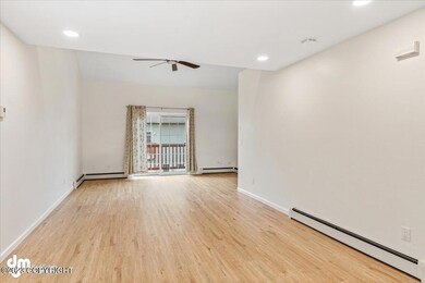 05-Living Room_ELI05524