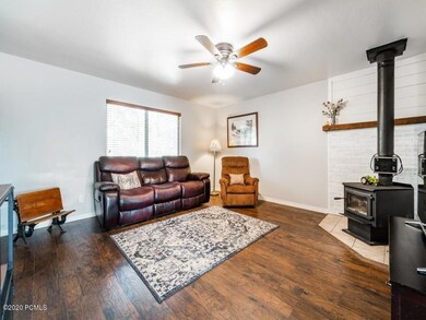 3_Living-Room_800x600_3584263