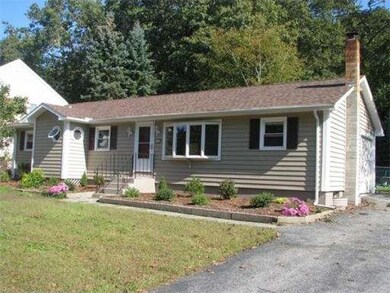 10 Hall Rd, Webster, MA 01570 - photo 3