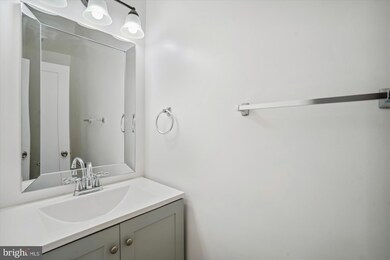 3092 Southern Elm Ct, Fairfax, VA 22031 - photo 6