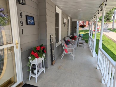 491 Platt St, Lansing, IA 52151 - photo 5