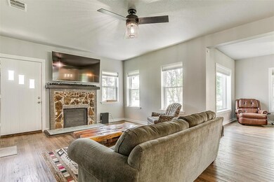 626 Woodard Ave, Cleburne, TX 76033 - photo 6