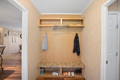 989 Georgia Ave, Waynesboro, VA 22980 - photo 6