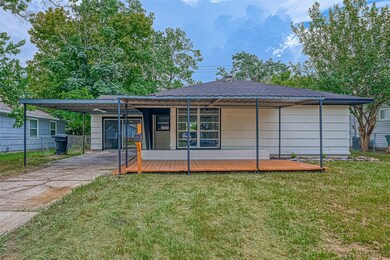 9906 Carmalee St, Houston, TX 77075 - photo 3