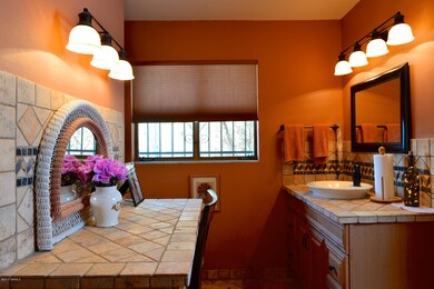 1240 Maximillian-master bath