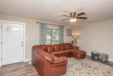 2431 Inda Ave, Pensacola, FL 32526 - photo 4