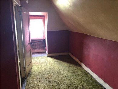 1054 Beaver Ave, Midland, PA 15059 - photo 6